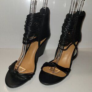 Madison by Shoedazzle Maupa Women's Black Faux Leather Straps Ankle Shoes Sz 8.5